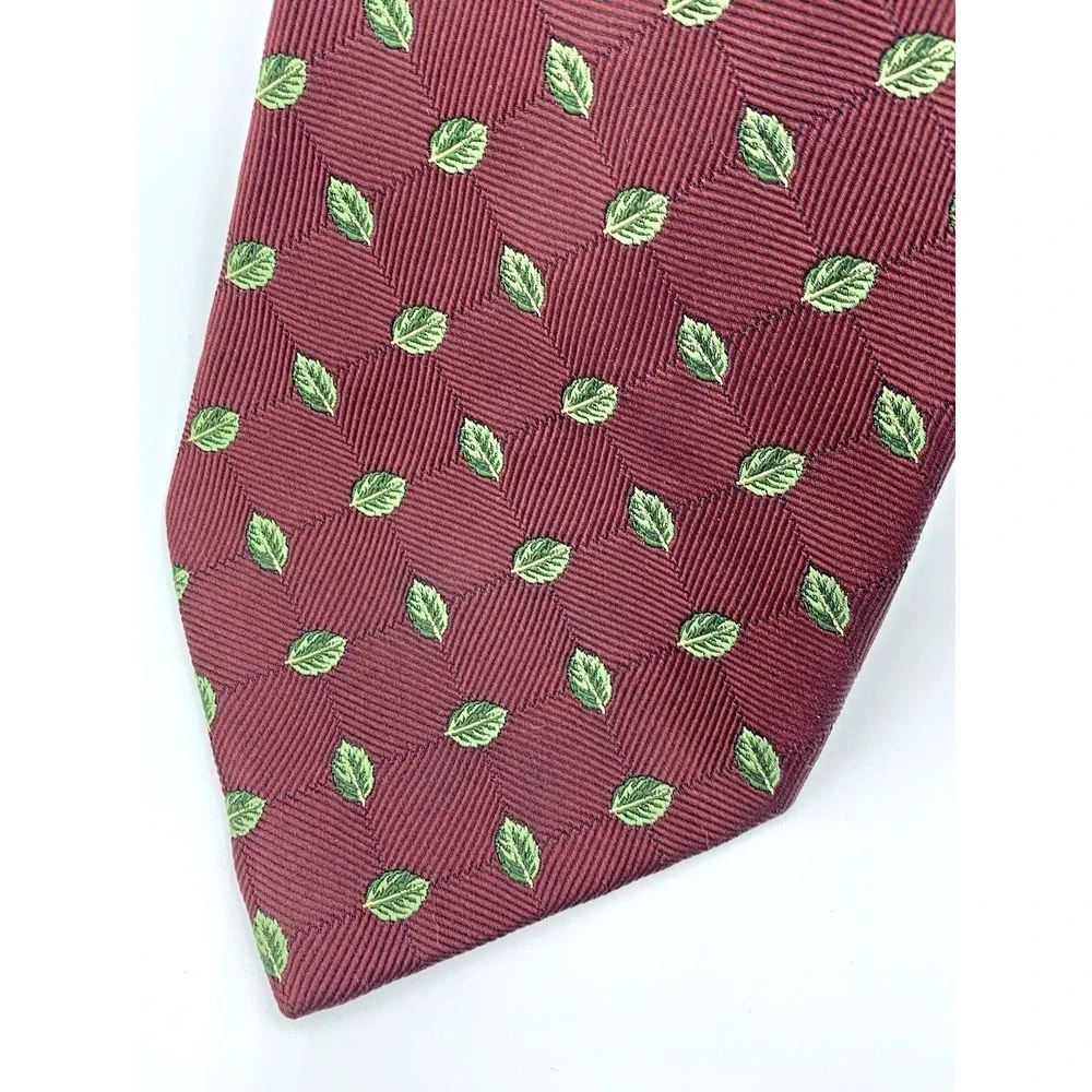 Brooks Brothers Makers Men's Italian Silk Made in‎ USA Geometric Leaf ~ Long 61